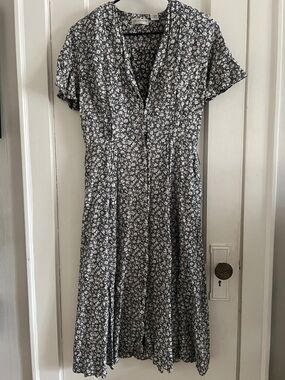 Black and White Floral Button-Front Midi Dress